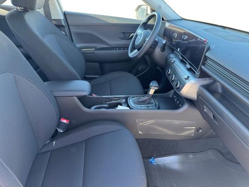 New 2026 Hyundai Kona SE FWD image 15