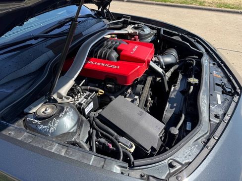 Used 2013 Chevrolet Camaro ZL1 RWD image 9