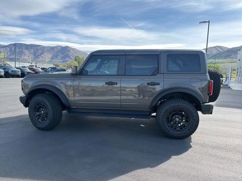 New 2026 Ford Bronco Outer Banks w/ Sasquatch Package AWD/4WD image 2