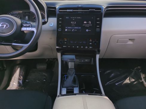 Used 2024 Hyundai Tucson SEL image 11