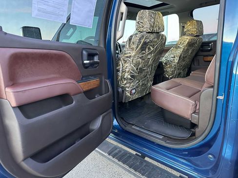 Used 2015 Chevrolet Silverado 3500 High Country w/ Duramax Plus Package image 15