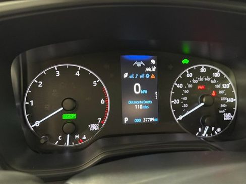 Used 2025 Toyota Corolla LE FWD image 20