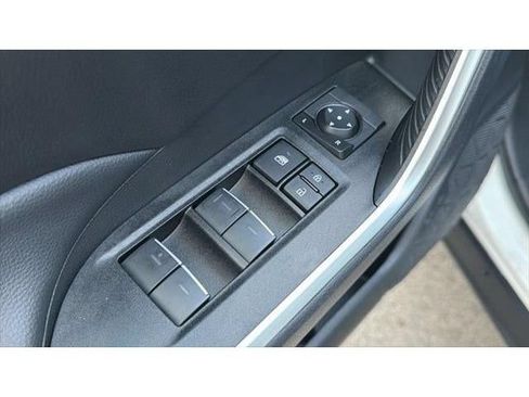 Certified 2025 Toyota RAV4 XLE AWD/4WD image 15