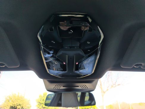 Used 2026 BMW iX xDrive60 w/ M Sport Package image 32