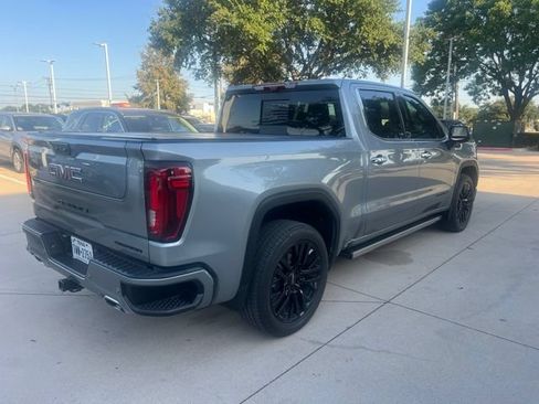 Used 2023 GMC Sierra 1500 Denali w/ Technology Package AWD/4WD image 4
