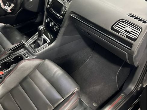 Used 2015 Volkswagen GTI 4-Door FWD image 15