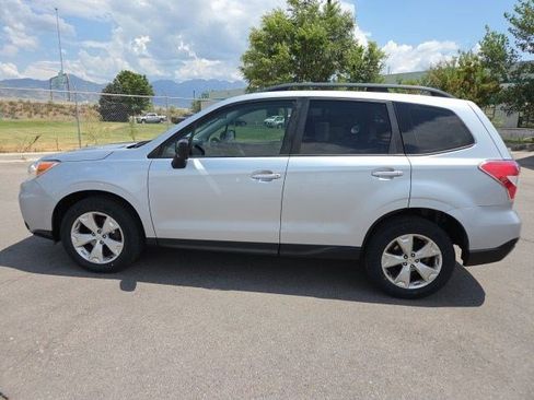 Used 2015 Subaru Forester 2.5i w/ Alloy Wheel Package AWD/4WD image 7
