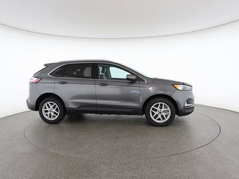 Used 2022 Ford Edge SEL w/ Convenience Package image 23