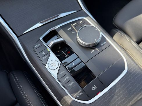 New 2026 BMW 330i Sedan w/ M Sport Package RWD image 21