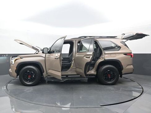 Used 2025 Toyota Sequoia TRD Pro AWD/4WD image 29