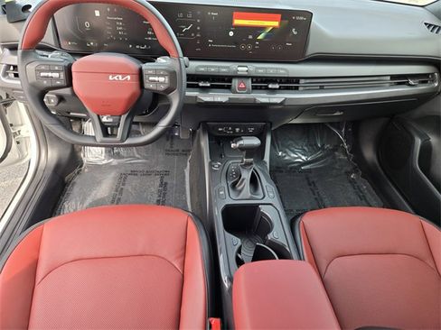 New 2025 Kia K4 GT-Line image 24
