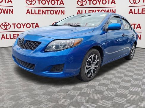 Used 2010 Toyota Corolla FWD image 3