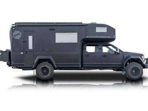 Used 2022 Ford F550 4x4 Crew Cab Super Duty image 2