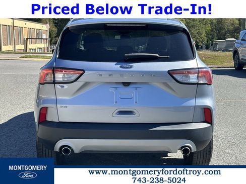 Used 2022 Ford Escape SE image 7