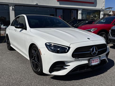 Used 2022 Mercedes-Benz E 350 E 350 w/ AMG Line Exterior image 3