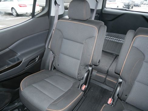 Used 2022 GMC Acadia AT4 w/ Trailering Package image 12