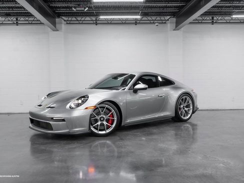 Used 2022 Porsche 911 GT3 RWD image 3