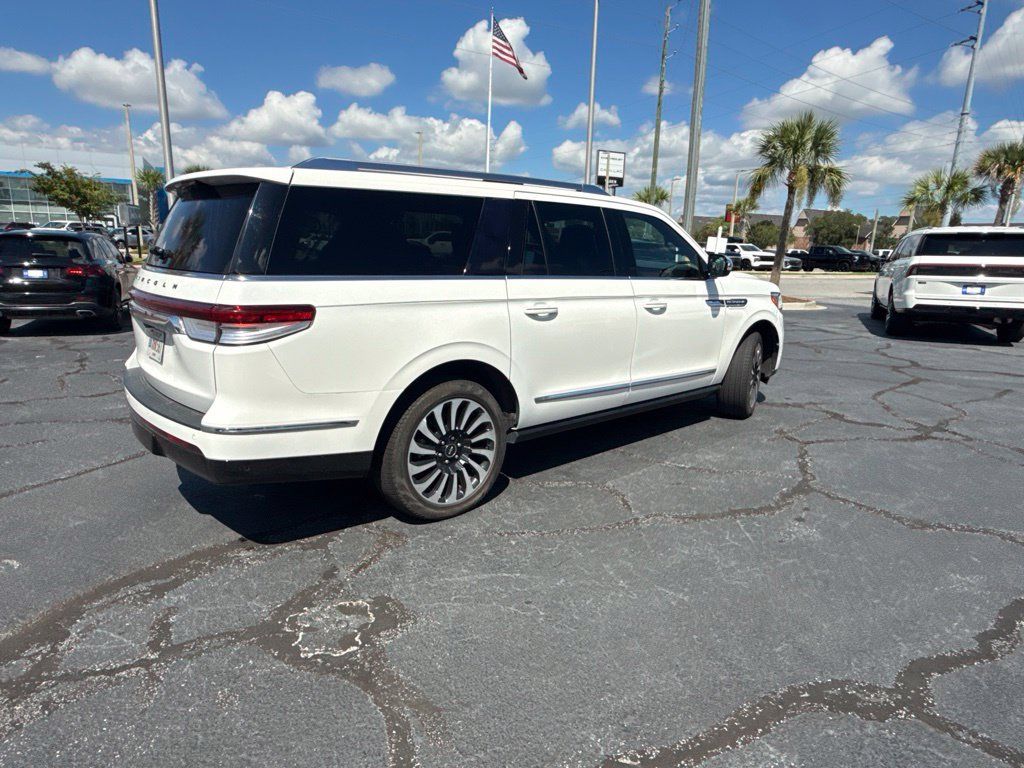 Certified 2022 Lincoln Navigator L Black Label AWD/4WD image 5