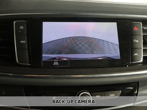 Used 2023 Buick Enclave Essence w/ Experience Buick Package AWD/4WD image 4