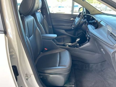 Used 2024 Buick Encore GX Sport Touring FWD image 25