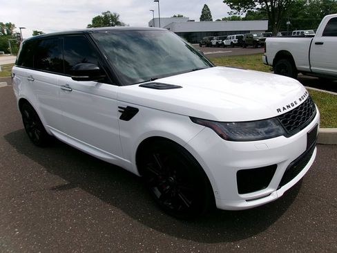 Used 2020 Land Rover Range Rover Sport HST AWD/4WD image 2