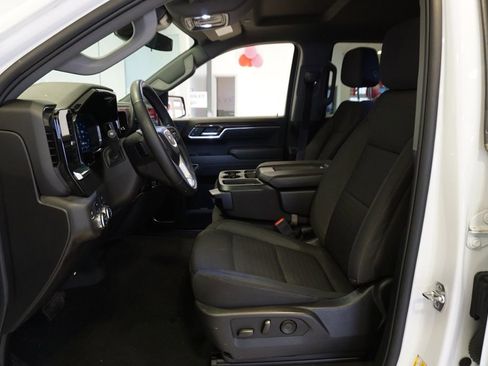 Certified 2025 GMC Sierra 1500 Elevation image 9