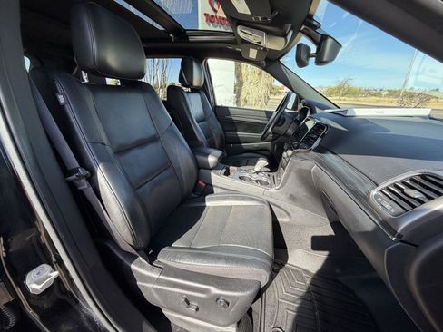 Used 2021 Jeep Grand Cherokee Limited w/ Luxury Group II image 27