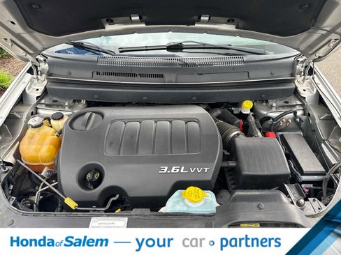 Used 2012 Dodge Journey Crew w/ Flexible Seating Group FWD image 9