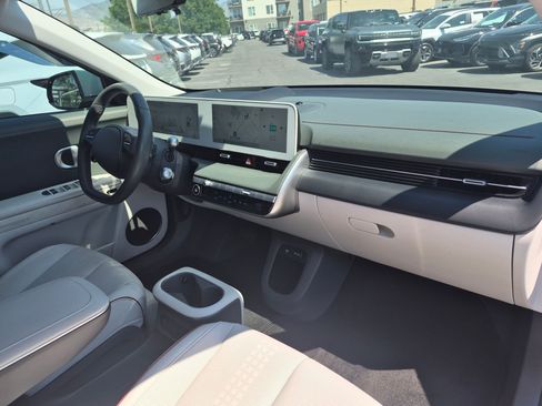 Certified 2024 Hyundai Ioniq 5 Limited AWD/4WD image 33
