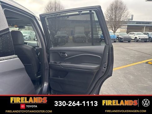 Used 2019 Honda Pilot Touring image 33