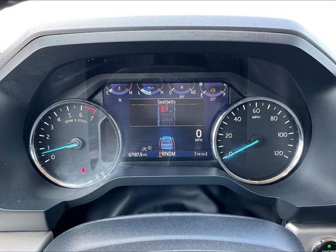 Used 2024 Ford Expedition XLT RWD image 12