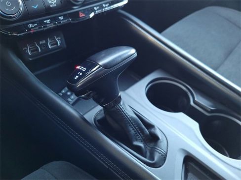 Certified 2022 Dodge Durango GT w/ Blacktop Package image 12