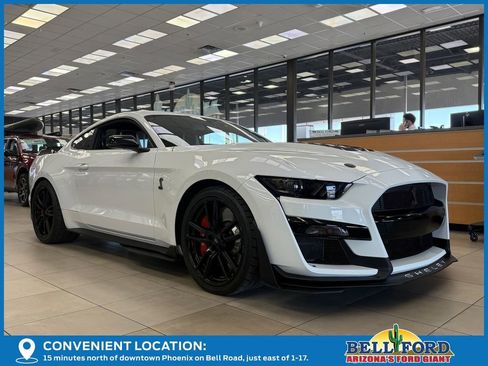 Used 2022 Ford Mustang Shelby GT500 w/ Technology Package image 4