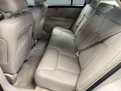 Used 2011 Cadillac DTS image 11