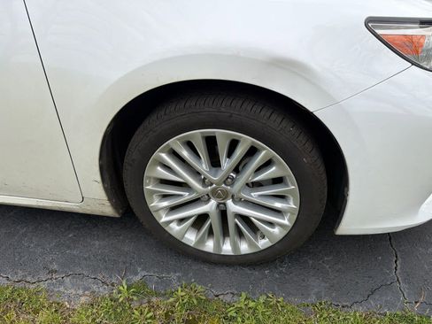 Used 2013 Lexus ES 350 w/ Luxury Pkg image 8