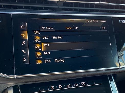 Used 2020 Audi Q7 2.0T Premium Plus w/ Premium Plus Package AWD/4WD image 15
