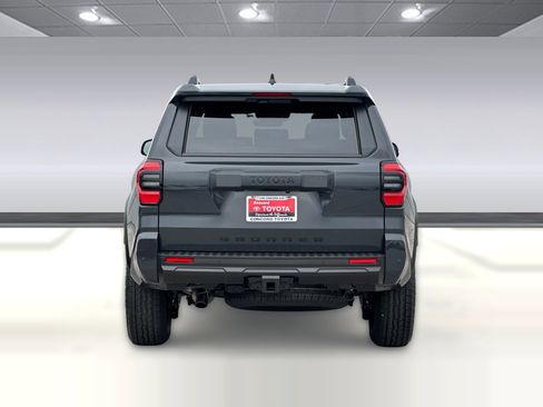 New 2026 Toyota 4Runner SR5 image 9