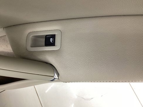 Used 2017 Volkswagen Golf Alltrack S image 39