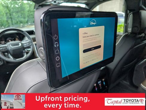 Used 2026 GMC Yukon Denali Ultimate AWD/4WD image 13