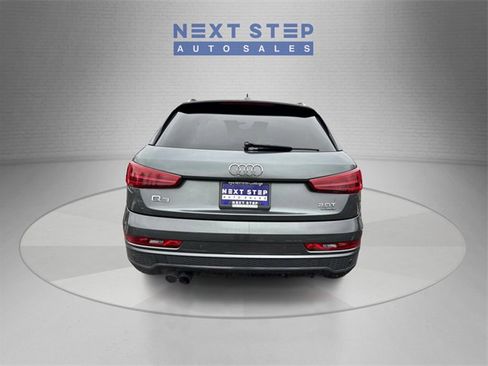 Used 2018 Audi Q3 2.0T Premium Plus w/ Premium Plus Package image 7