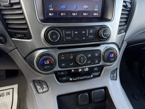 Used 2015 Chevrolet Tahoe LT w/ Luxury Package RWD image 33