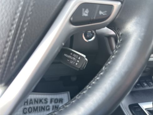 Used 2017 Toyota Highlander Limited image 35