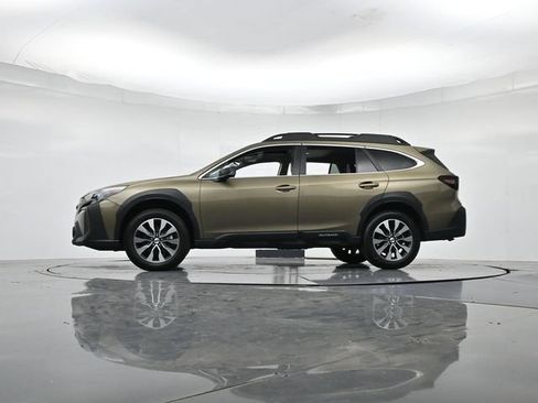 Used 2024 Subaru Outback Limited AWD/4WD image 39