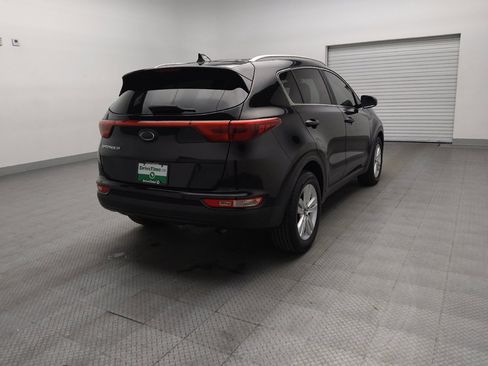 Used 2017 Kia Sportage LX w/ LX Popular Package FWD image 9