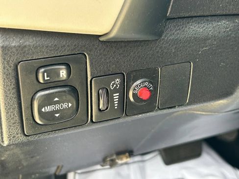 Used 2019 Toyota Corolla LE FWD image 21