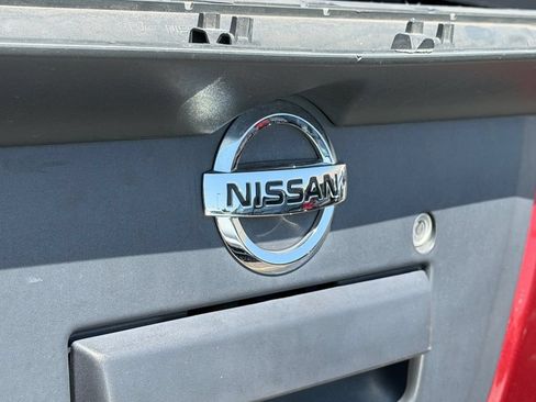 Used 2019 Nissan Frontier SV RWD image 7