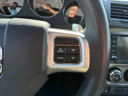 Used 2014 Dodge Challenger R/T image 23