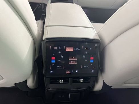 Used 2026 Cadillac Vistiq Sport AWD/4WD image 35