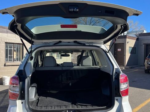Used 2016 Subaru Forester 2.5i Limited AWD/4WD image 22