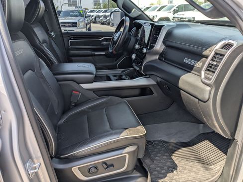 Used 2020 RAM 1500 Laramie AWD/4WD image 30